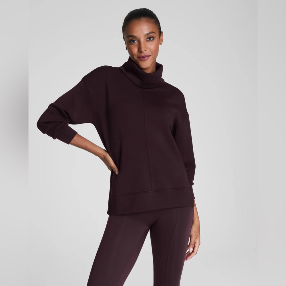 SPANX AirEssentials Turtleneck Tunic Top